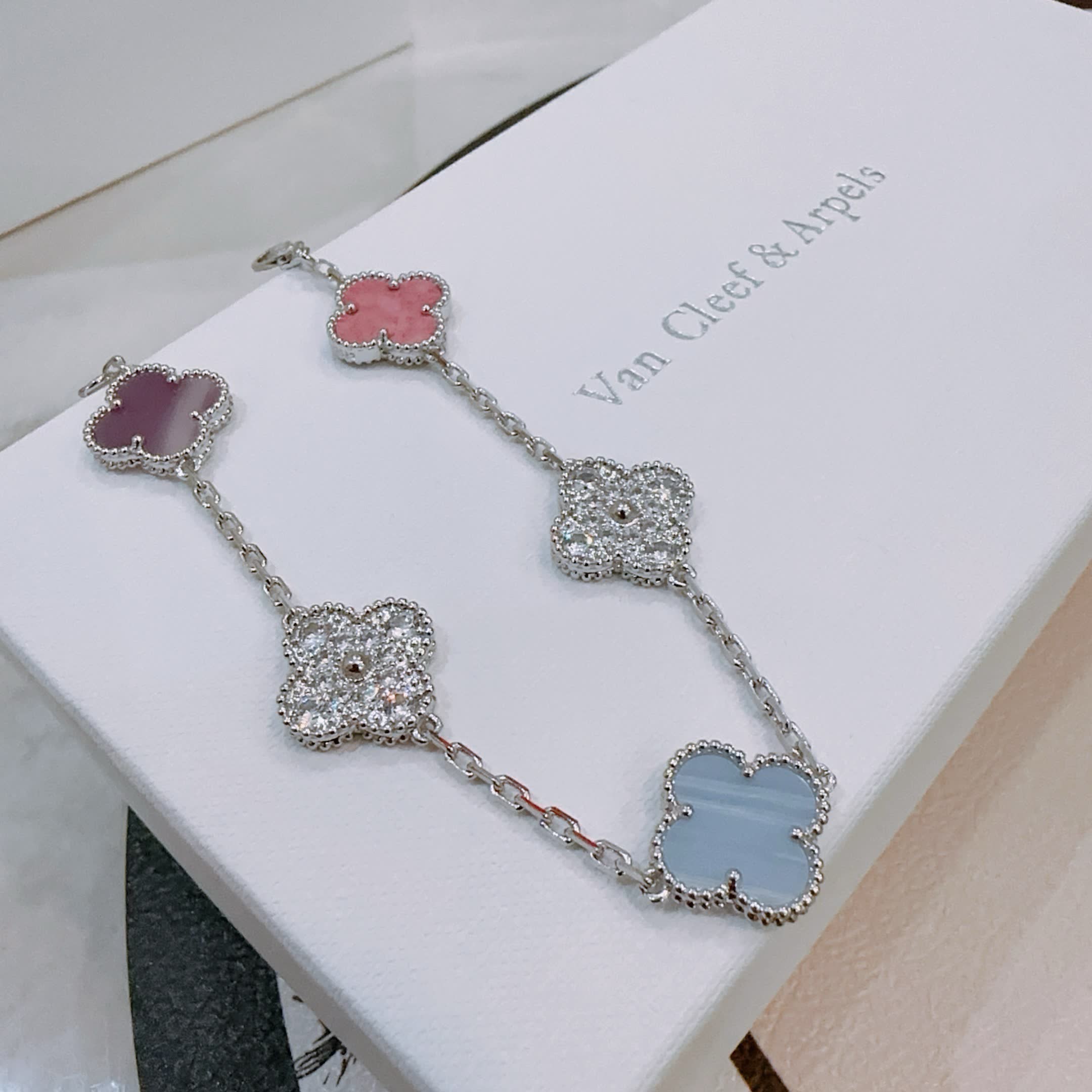 Van Cleef & Arpels Alhambra Bracelet